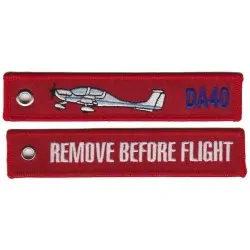 Llavero "Remove Before Flight DA40"