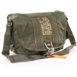 Bandolera paracaidista